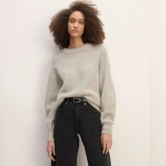 Everlane Sweaters - Everlane | The Cocoon Alpaca Crew |  Black Heather | Small
